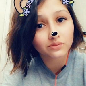 Meet your Posher, Myra